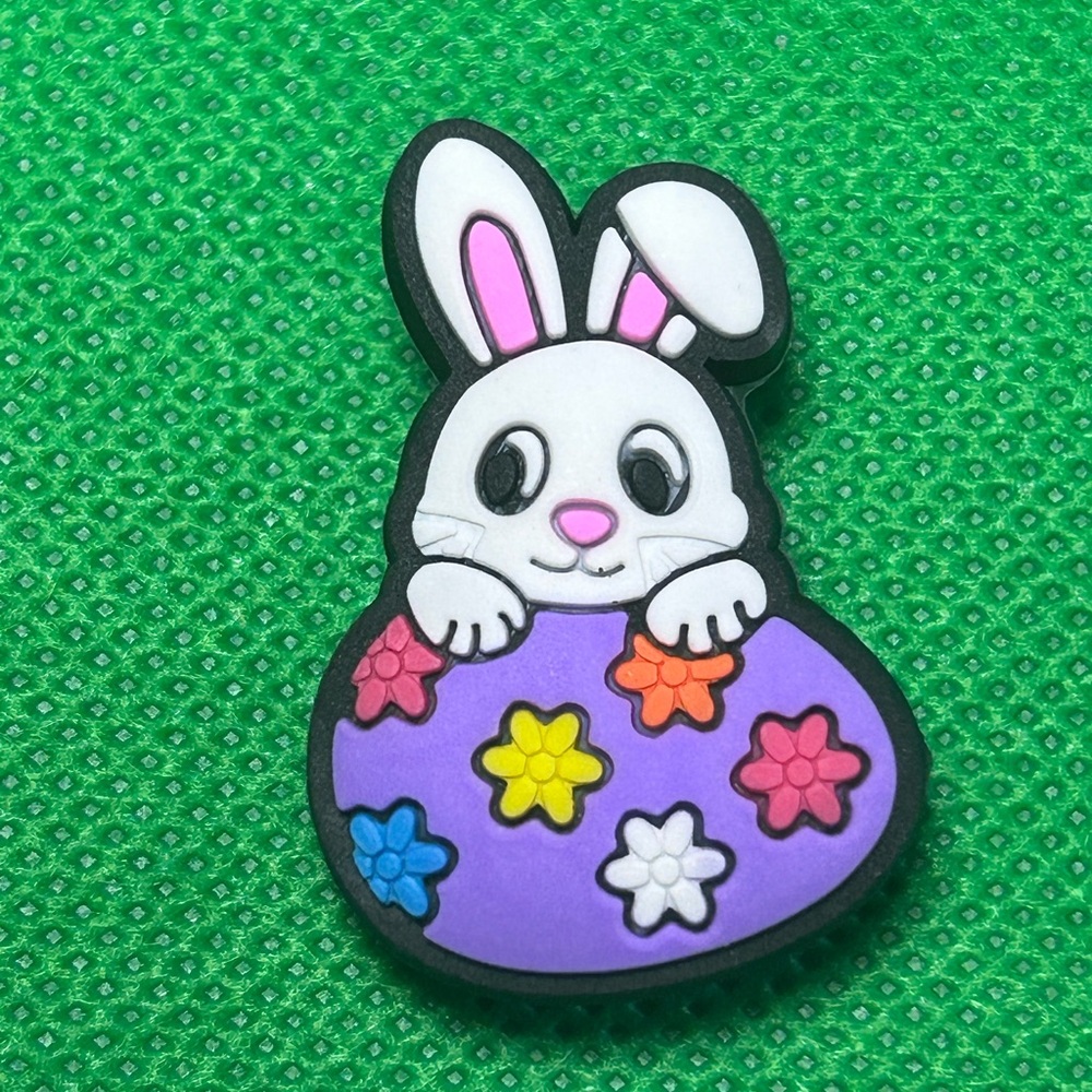 🌼 (5/$10 or 10/$15) NEW “Happy Easter” Croc Charm Collection